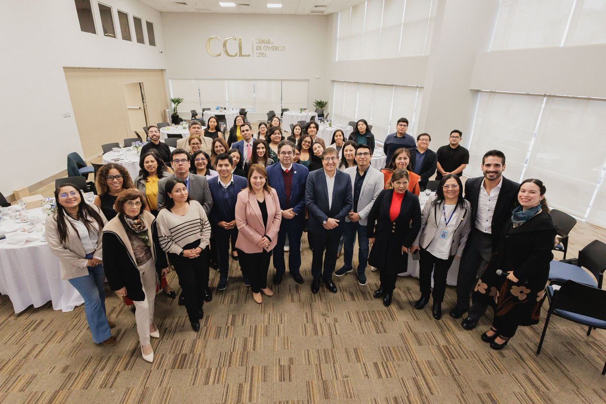 Plan International Perú (@planperu) on Twitter photo ✨ ¡Construyamos juntos el futuro del empleo joven en Perú!
Junto a <a href="/camaradelima/">Cámara de Comercio Lima</a> y @CaplabOficial realizamos el workshop “Técnicos y profesionales que el Perú necesita” en el marco del proyecto #EmpleaT
💼 Más oportunidades, más inclusión.
#EmpleoJuvenil #IgualdadDeOportunidades ✨ ¡Construyamos juntos el futuro del empleo joven en Perú!
Junto a <a href="/camaradelima/">Cámara de Comercio Lima</a> y @CaplabOficial realizamos el workshop “Técnicos y profesionales que el Perú necesita” en el marco del proyecto #EmpleaT
💼 Más oportunidades, más inclusión.
#EmpleoJuvenil #IgualdadDeOportunidades