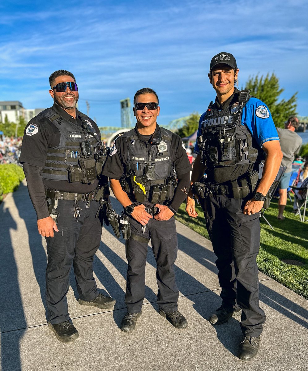 Great time at the first Waterfront Park Concert of the summer! Wonderful to meet so many community members and listen to some awesome tunes. 🎶 We’ll be at every concert (including Sunday Sounds @ Columbia Tech) so make sure to stop by and say hi! 🌞😎

#police #cops #vancouver
