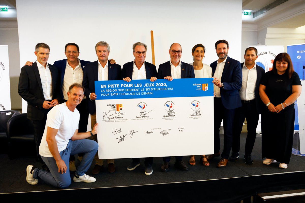 FFS - Fédération Française de Ski (@fedfranceski) on Twitter photo 𝗠𝗘𝗥𝗖𝗜 ! ☀️🙏
A l’occasion du congrès de la FFS, <a href="/RenaudMuselier/">Renaud Muselier</a>, Président de <a href="/MaRegionSud/">Région Sud</a>, Fabien Saguez, Président de la FFS, Yannick Garin, Président du Comite Ski Côte d'Azur et Nicolas Busca, Président du Comité de ski Alpes-Provence ont signé une convention de 𝗠𝗘𝗥𝗖𝗜 ! ☀️🙏
A l’occasion du congrès de la FFS, <a href="/RenaudMuselier/">Renaud Muselier</a>, Président de <a href="/MaRegionSud/">Région Sud</a>, Fabien Saguez, Président de la FFS, Yannick Garin, Président du Comite Ski Côte d'Azur et Nicolas Busca, Président du Comité de ski Alpes-Provence ont signé une convention de