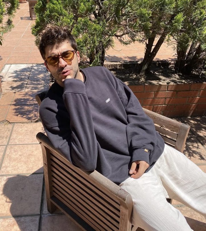 hic evimden cikmadan beni bulmasini bekledigim eleman