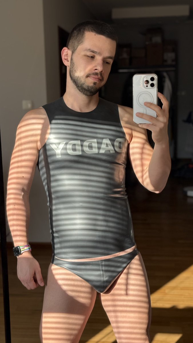 I feel daddy as fuck 💅
<a href="/invinciblerubbr/">Invincible Rubber</a>