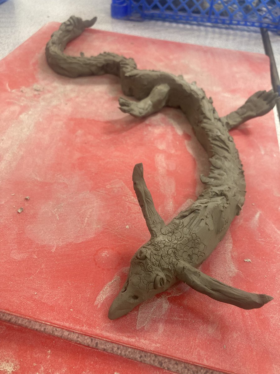 Dempsey_art's tweet image. Y7 100 minute lesson making clay mythical creatures from compositions they created from collages @KelmscottSchool 🔥 🥇