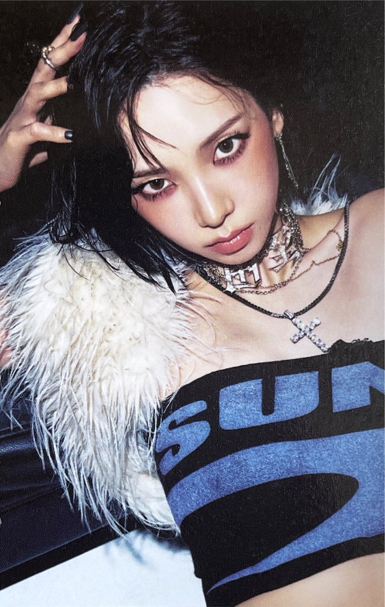 cherryiz0's tweet photo. ALBUM SCAN
aespa [Dirty Work]
Dirty Case ver Accordion Fold Card - Karina https://t.co/WLko6IXh6q
