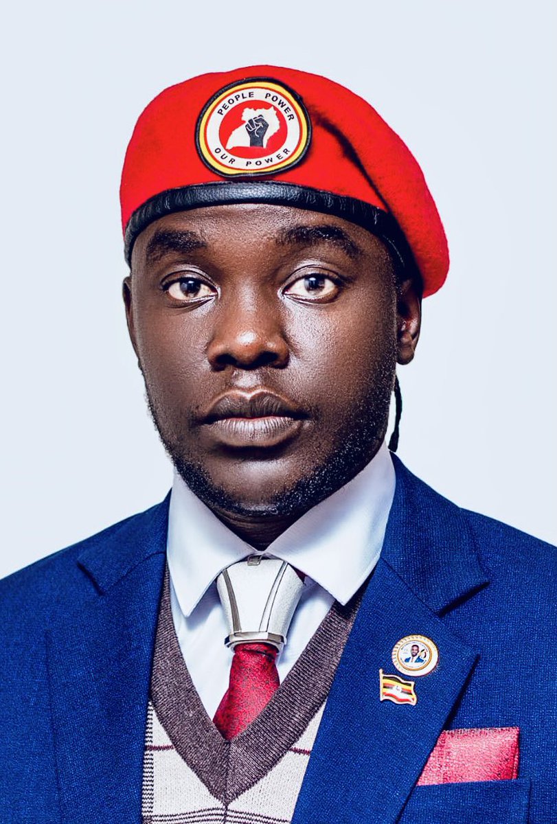 MercyAlupo's tweet image. I add my voice to that of all students in this Country to condemn the dismissal of @kyambogou Guild President @AkisoBenjamin for raising up to fight for academic freedom in his University.
I call upon the students to stand up for your rights because this is an attack on you all
