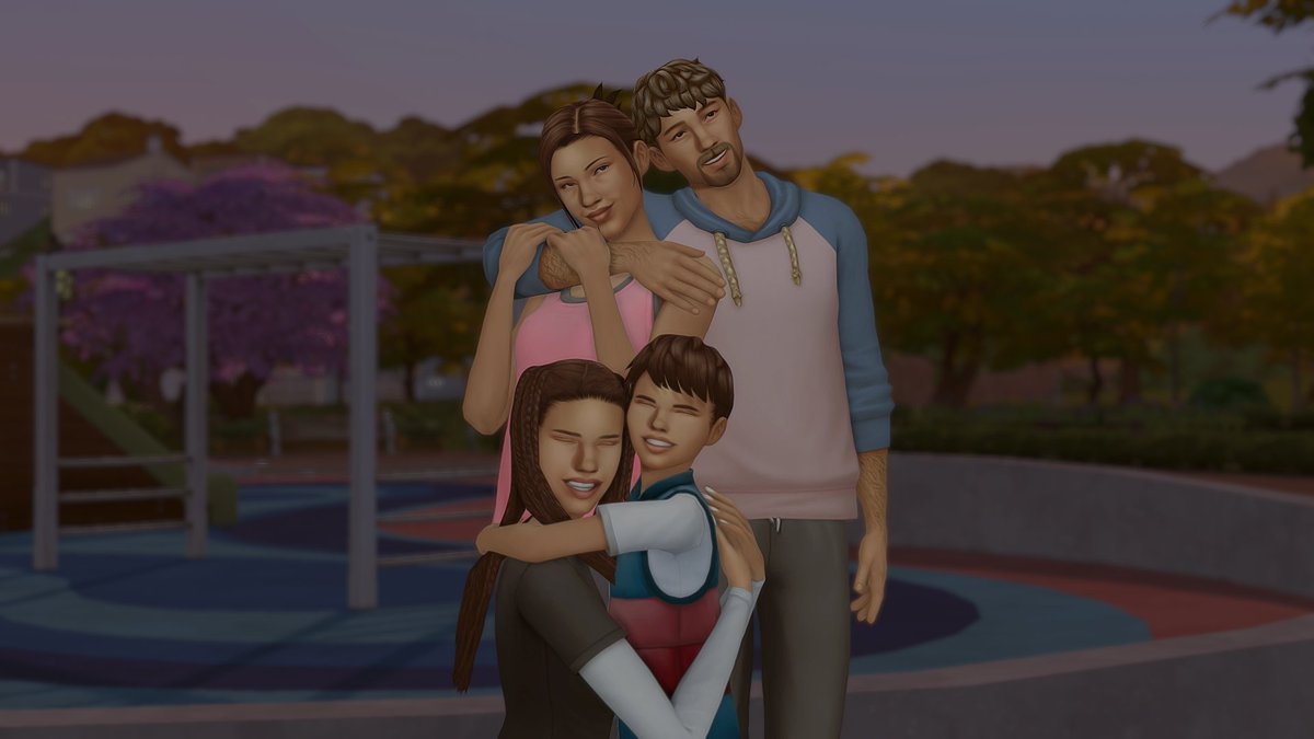 SimularSimmer's tweet image. Here's a few Sims families I've been working on for my upcoming legacy! I hope you guys like them. 🍃
#TheSims #ShowUsYourSims