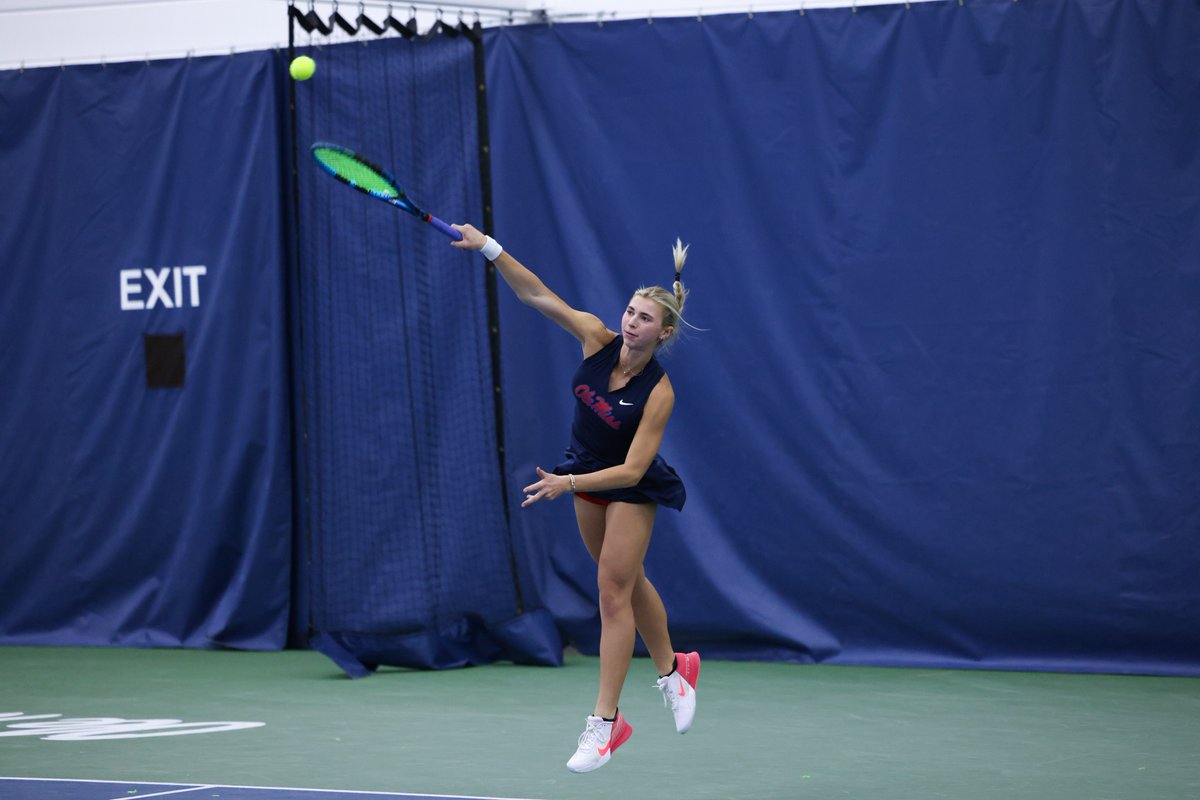 Serving stars &amp; stripes. Happy 4th of July from our favorite American to you!🎆 🇺🇸