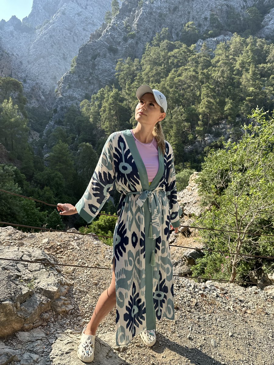 I hope your weekend goes well. I’m going out of town and will be out of touch all Saturday 💜