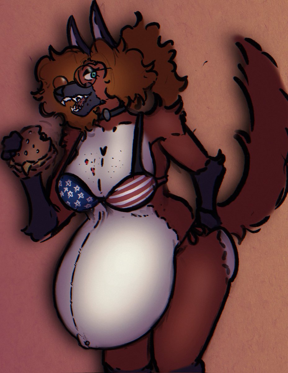 Happy 4th of July 🎇🎆

Suze is enjoying some delicious food and the pool
