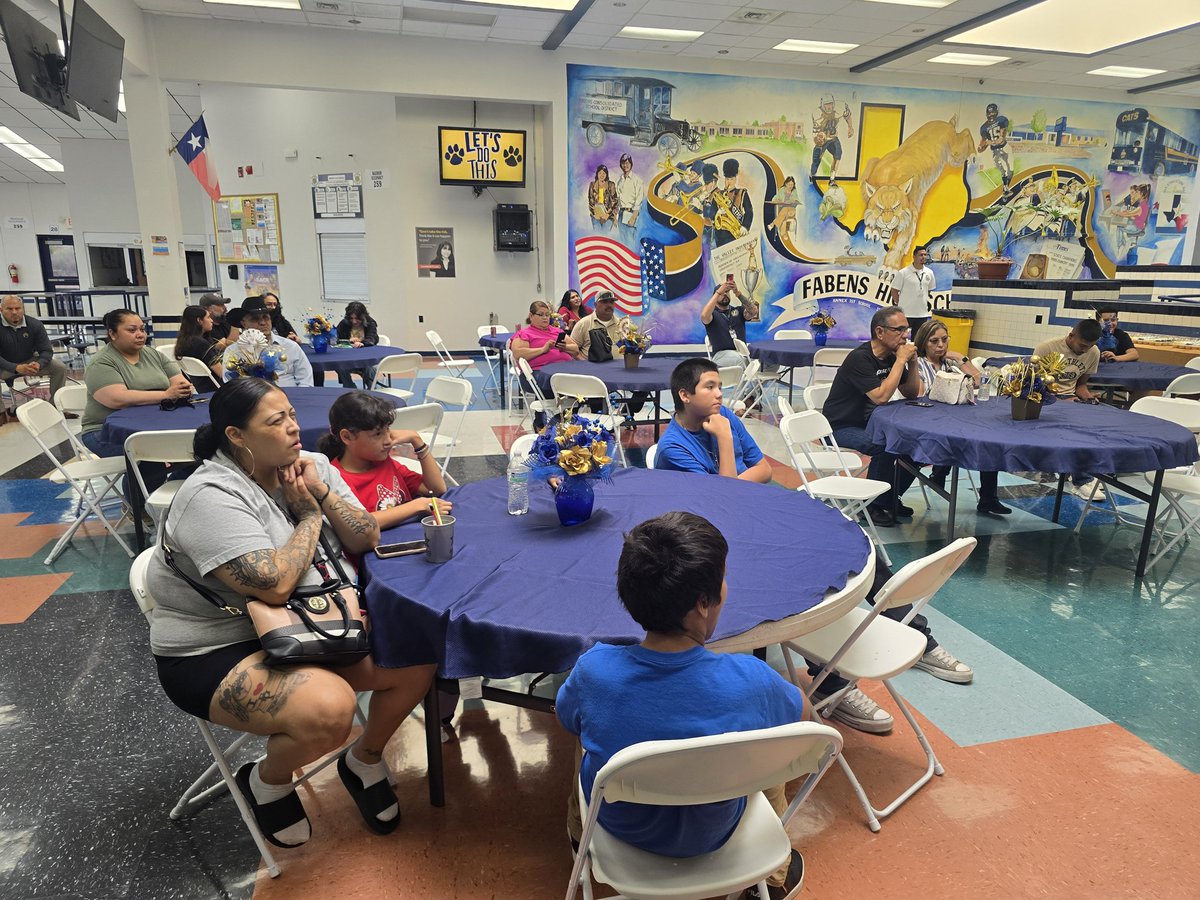 Roxy Amador (@mrsamadorroxy) on Twitter photo Our Back on Track program helped students gain back their credits, earn a CPR/Stop the Bleed cert, & participate in great field trips. Super proud of our kids & incredibly grateful to the Deputies, Mr. Sustaita, & our SGT that made this possible! <a href="/FabensISD/">Fabens Independent School District</a> #FabensForever Our Back on Track program helped students gain back their credits, earn a CPR/Stop the Bleed cert, & participate in great field trips. Super proud of our kids & incredibly grateful to the Deputies, Mr. Sustaita, & our SGT that made this possible! <a href="/FabensISD/">Fabens Independent School District</a> #FabensForever