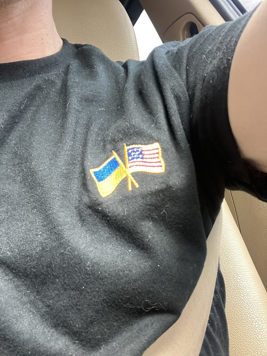 MJ_Back_Again2's tweet image. Happy 4th of July!

Showing my support. 

Wearing this around south Texas to see if I can anger any “patriots” #LifeOfMike