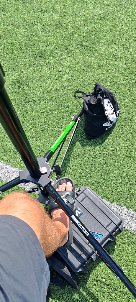 Wasa Footballcup tänään käyntiin. Aika mones kerta jo itselle. Tällä kertaa seuraamassa ja antamassa taustatukea valmentajille ja pelaajille sekä VEO-jalustalle ONS väreissä, kun kolme 2012 syntyneiden joukkuetta mukana. Turnaus alkoi 6/6 voitoilla.