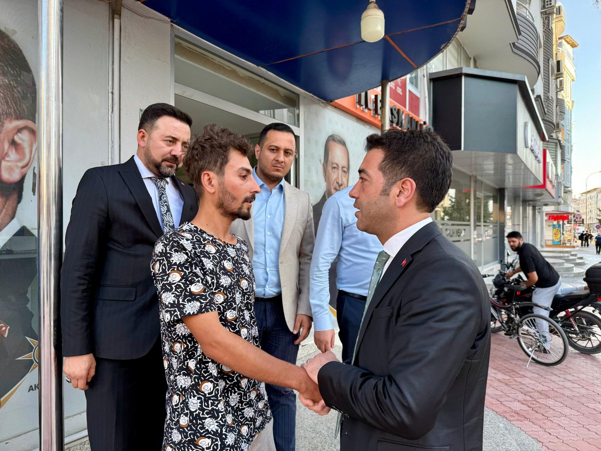 📍AK Parti İl Başkanlığı 

Gazze’ye insani yardım taşıyan Madlen Gemisi ile yola çıkan ve bu kutsal yolculukta yer alan tek Türk kardeşimiz Şuayip Ordu,
İl Başkanlığımızı ziyarette bulundular.

📌Bu anlamlı ziyarette, Şuayip kardeşimizin yüreğiyle taşıdığı vicdanı ve Filistin