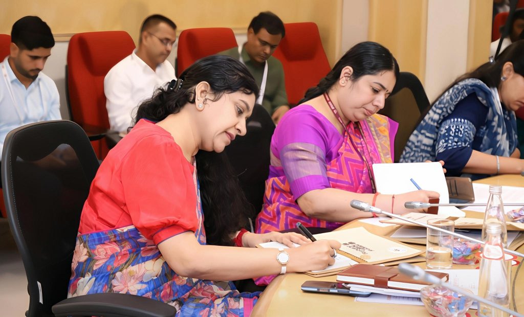 up_ayushman's tweet photo. PS, Medical Health &amp; Family Welfare, and Secretary Health/MD ABDM UP @rituias2003, participated in State Consultation on #ABDM 2.0 held at Vigyan Bhawan, New Delhi — reinforcing UP’s commitment to building a robust digital health ecosystem in state.@AyushmanNHA @MoHFW_INDIA https://t.co/BSGxQ8IFRS