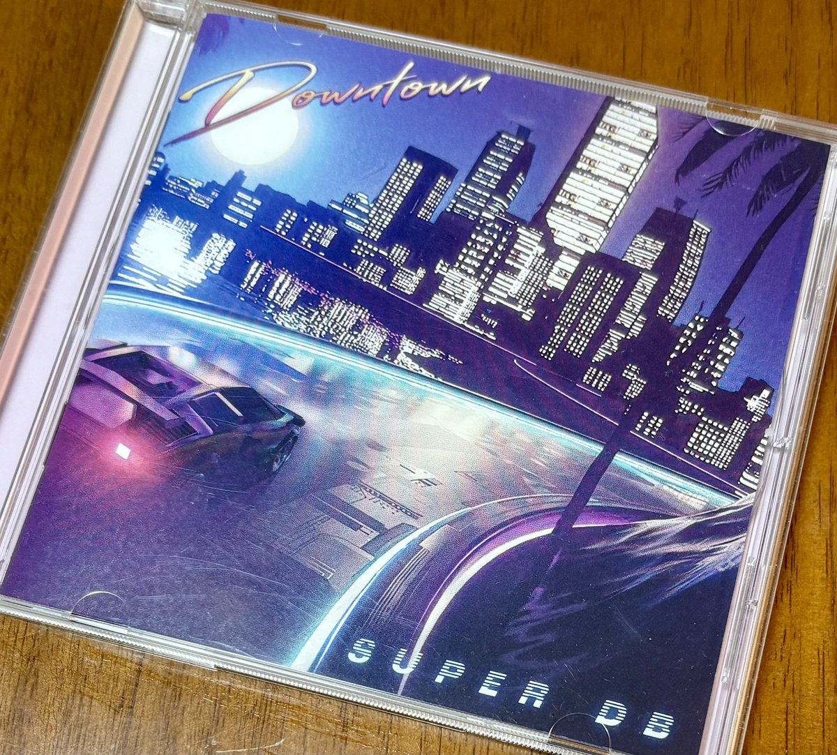 m527y's tweet photo. 今宵はメロウポップなウエストコーストサウンドで金曜だから夜ふかし〜😌💿✨✨
#SuperDB #downtown #AOR
https://t.co/xNiQpE6jJ7 https://t.co/KIxT1EN3u8
