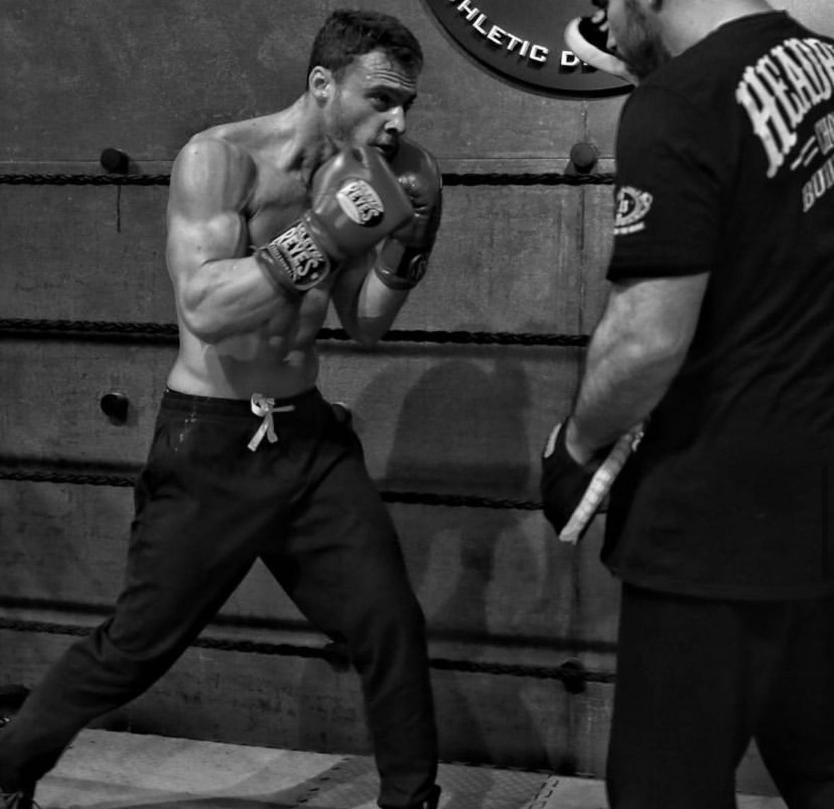 <a href="/chimenti_sandra/">Sandra Chimenti</a> Kerem could make a boxing fan out of me
#KeremBürsin