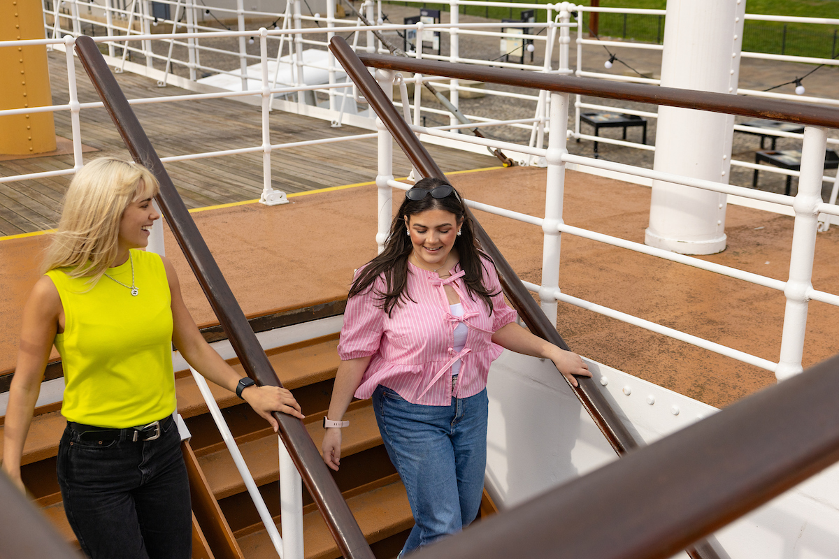 TitanicBelfast's tweet image. Go all-in with the White Star Premium Pass at Titanic Belfast!

🚢 Titanic Experience (flexi ticket + audio guide)
⚓ @ssnomadic 
👣 Discovery Tour
🎁 Souvenir 
📘 Guidebook in your language + kids’ gift
🛍️ 15% retail discount

🎟️ Book online &amp;amp; save: titanicbelfast.com/whitestar