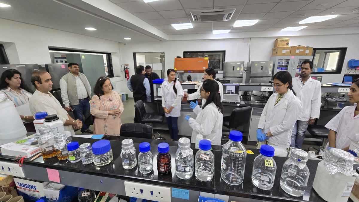 Gujarat Council on Science & Technology ๐ฎ๐ณ (@infogujcost) on Twitter photo An inspiring day at Gujarat Biotechnology University, Gandhinagar, as Dr. Debjani Ghosh, Distinguished Fellow <a href="/NITIAayog/">NITI Aayog</a>, interacted with passionate young scientists and researchers.
Dr. Ghosh also meaningful meeting with Ms Mona Khandhar, IAS, Principal Secretary <a href="/dstGujarat/">Department of Science & Technology, Gujarat</a> An inspiring day at Gujarat Biotechnology University, Gandhinagar, as Dr. Debjani Ghosh, Distinguished Fellow <a href="/NITIAayog/">NITI Aayog</a>, interacted with passionate young scientists and researchers.
Dr. Ghosh also meaningful meeting with Ms Mona Khandhar, IAS, Principal Secretary <a href="/dstGujarat/">Department of Science & Technology, Gujarat</a>