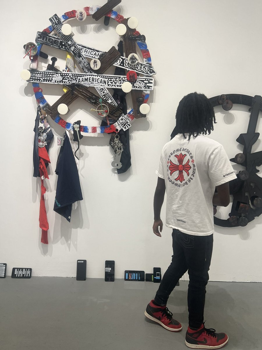 Detected tweet media