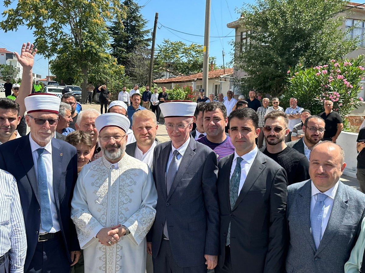 İpsala Kaymakamlığı (@ipsalakaymakami) on Twitter photo Diyanet İşleri Başkanımız Prof. Dr. Ali Erbaş’ın katılımıyla Muhammet Altunsoy Kuran Kursumuzun açılışı gerçekleşti.
İlçemize hayırlı olmasını diliyoruz.
<a href="/omersvgili/">Ömer Sevgili</a> Diyanet İşleri Başkanımız Prof. Dr. Ali Erbaş’ın katılımıyla Muhammet Altunsoy Kuran Kursumuzun açılışı gerçekleşti.
İlçemize hayırlı olmasını diliyoruz.
<a href="/omersvgili/">Ömer Sevgili</a>