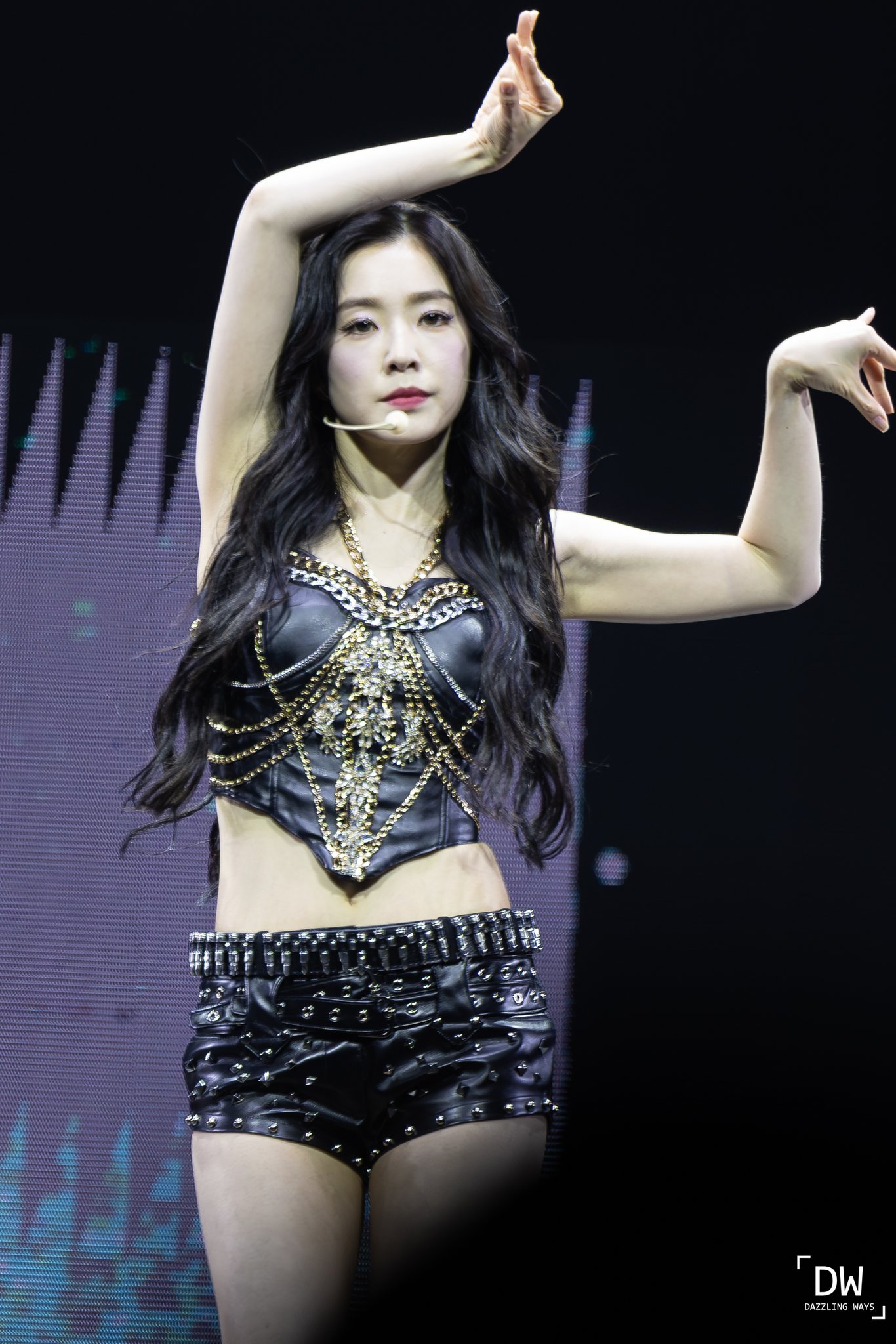[匿名配送]RedVelvet アイリーンポスカ4 匿名配送]RedVelvet アイリーンポスカ4