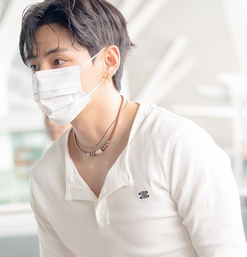 Kim Taehyung will be attending the CELINE Printemps 2026 Fashion show!!

￼Date: July 6th 2025
Time: 2:30 PM CEST
            9:30 PM KST
            8:30 AM EST
￼
Live on Celine Instagram, YouTube &amp; official website!

#CelineBoyV 
KIM TAEHYUNG IS COMING