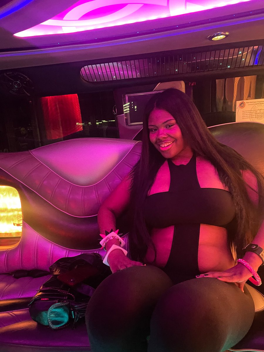 jetleeea's tweet image. thicker than cold grits