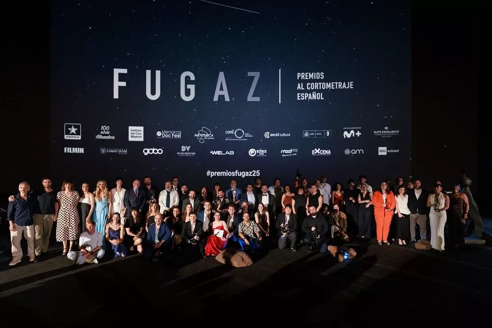 Agendariodecine y más (@agendariocine) on Twitter photo Repasamos palmarés 9ª edición PremiosFugaz <a href="/CortoEspana/">Premios Fugaz - CortoEspaña</a>. ‘Una cabeza en la pared’, de Manuel Manrique, ha sido el corto más premiado con seis galardones 👉agendariodecineymas.com/noticias/palma… Repasamos palmarés 9ª edición PremiosFugaz <a href="/CortoEspana/">Premios Fugaz - CortoEspaña</a>. ‘Una cabeza en la pared’, de Manuel Manrique, ha sido el corto más premiado con seis galardones 👉agendariodecineymas.com/noticias/palma…