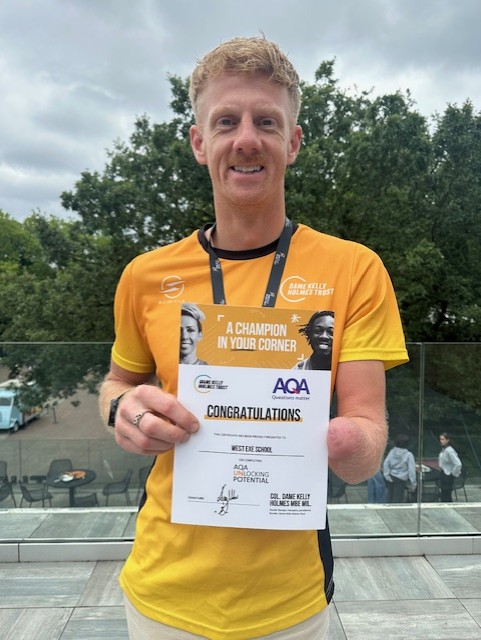 On Wednesday 2 July Tia and Sophia visited London to celebrate their success on <a href="/AQA/">AQA</a> Unlocking Potential at <a href="/zsllondonzoo/">London Zoo</a> with our fantastic <a href="/DameKellysTrust/">DameKellyHolmesTrust</a> athlete mentor <a href="/DavidHill_GB/">David Hill</a>. Well done Tia, Sophia, and Mason, we are so proud of you! #AQAUnlockingPotential #BestExe