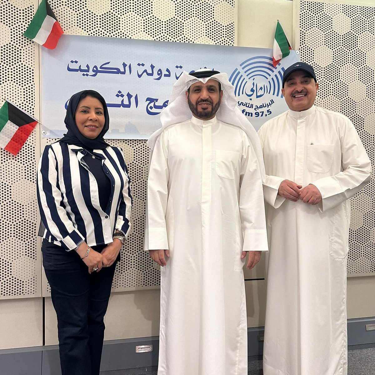 برنامج عيادة على الهوا وضيف الحلقة الدكتور وسمي الفضلي استشاري جراحة الاطفال 
تقديم سعد الخلف ومنال العمران 
إخراج بشاير المطوع