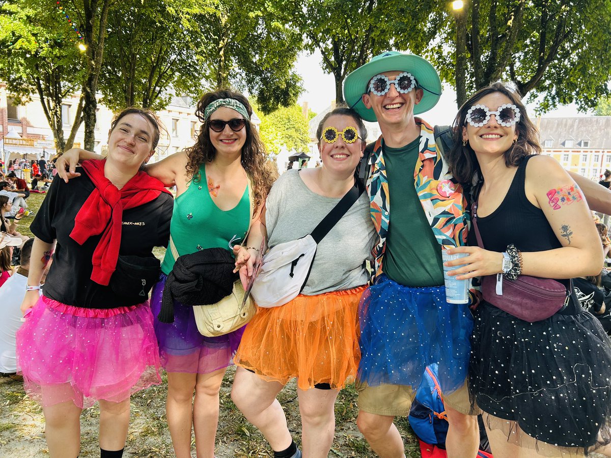Jour 1 : Nos festivaliers au #MainSquareFestival
à #Arras ❤️

<a href="/MainSquareFest/">Main Square Festival</a>