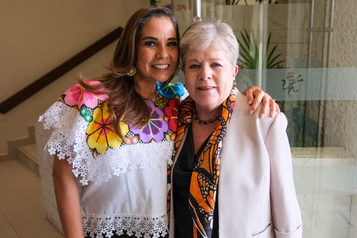 Mara Lezama (@maralezama) on Twitter photo Un gusto recibir en Quintana Roo a la secretaria de Medio Ambiente, <a href="/aliciabarcena/">Alicia Bárcena</a>, para dar seguimiento a acciones clave que cuidan nuestro entorno y bienestar social: manejo del sargazo, tratamiento de aguas residuales, protección de Áreas Naturales Protegidas y fomento al Un gusto recibir en Quintana Roo a la secretaria de Medio Ambiente, <a href="/aliciabarcena/">Alicia Bárcena</a>, para dar seguimiento a acciones clave que cuidan nuestro entorno y bienestar social: manejo del sargazo, tratamiento de aguas residuales, protección de Áreas Naturales Protegidas y fomento al