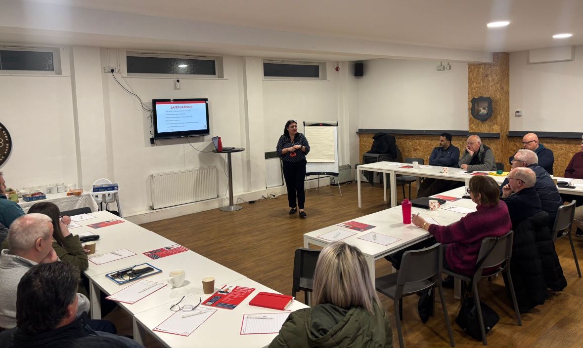 Lancashire Cricket Foundation (@lancscricketfdn) on Twitter photo 🚨Final reminder to get signed up for the Safe Hands Course for Club Safeguarding Officers!
This course is to help ensure clubs stay compliant.
🗓️Wednesday 16th July 6:15pm - 9:15pm
📍 <a href="/Unsworth_CC/">Unsworth Cricket</a>
🔗 Register here: bit.ly/3HEPOeL 🚨Final reminder to get signed up for the Safe Hands Course for Club Safeguarding Officers!
This course is to help ensure clubs stay compliant.
🗓️Wednesday 16th July 6:15pm - 9:15pm
📍 <a href="/Unsworth_CC/">Unsworth Cricket</a>
🔗 Register here: bit.ly/3HEPOeL