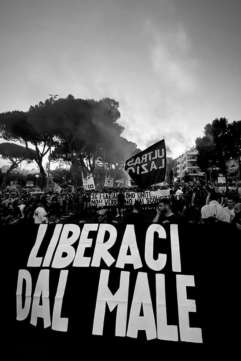 Si scenderà nuovamente in piazza.
(Tifo organizzato della #Lazio, radio Piazza della Libertà)

Luogo? Verrà comunicato nei prossimi giorni (tra il 9 e il 10).
Possibile data? A metà luglio.
Motivo? Sempre lo stesso: Claudio “vendi e vattene” #Lotito.
Presenze richieste? I