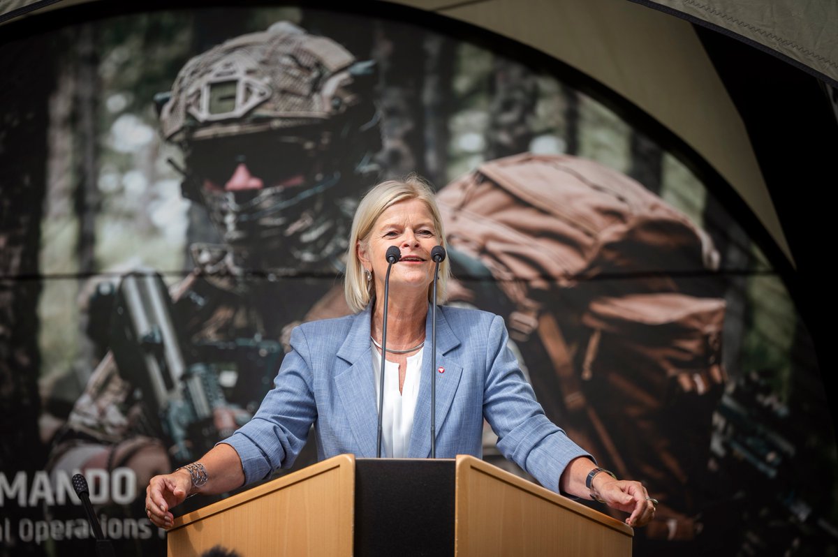 Das Jagdkommando zählt zu den Eliteneinheiten des Bundesheeres. Der neue Taucherstützpunkt am Neufelder See dient der Ausbildung der Kampfschwimmer und Pioniertaucher. Erneut ein wichtiger Baustein in der Erneuerung der Infrastruktur des Bundesheeres. #missionvorwärts