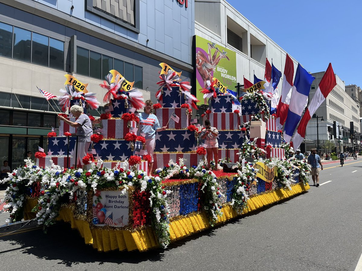 July4thPhilly's tweet image. There it is! The first float set for the 2026 parade celebrating America's 250th Birthday!! It might be 365 days away, but we are already thinking about our 250th celebration.