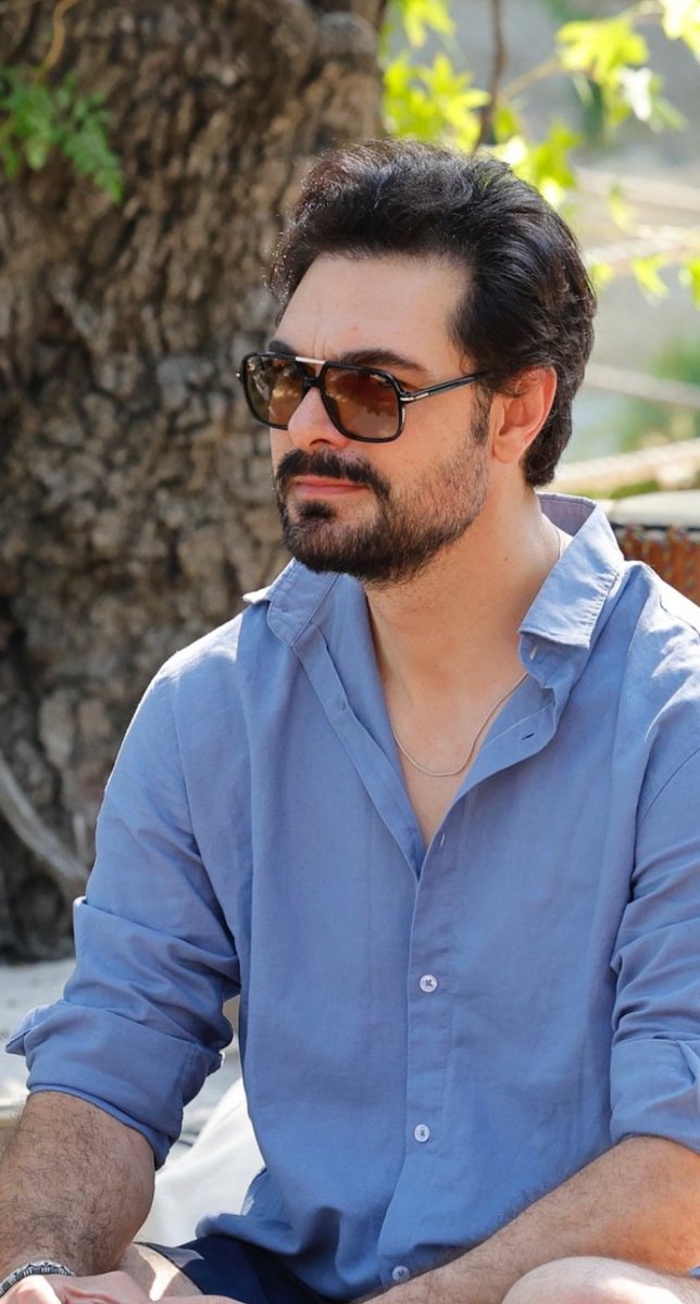 iyi harcanan zaman güzel gülümsemeler getiren zamandır 

HalilİbrahimCeyhan 
#HalilİbrahimCeyhan 

Hedef 80 mentions 
Rt30