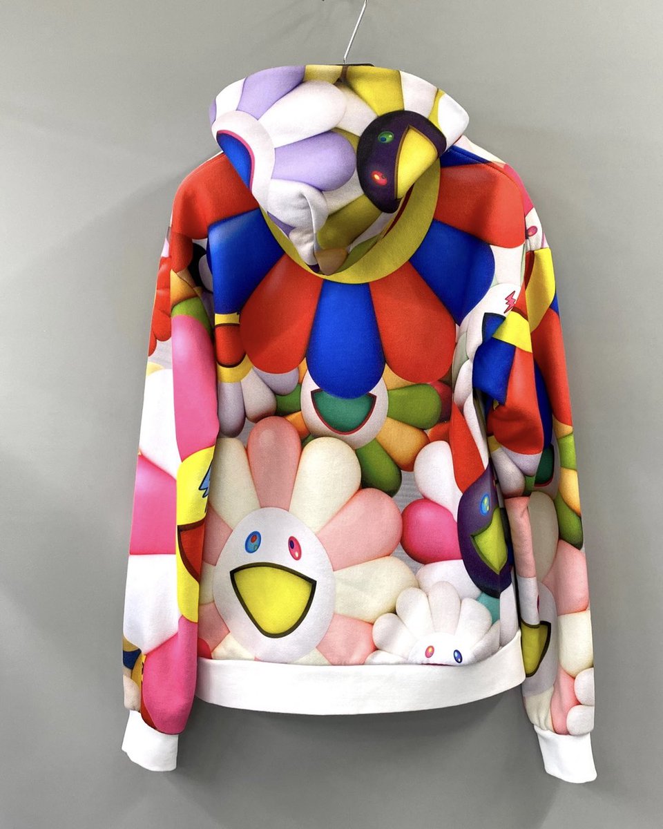 J Balvin x Takashi Murakami 
All Over Flowers Hoodie

本格クリーニング専門師が始動します
皆さんよろしくお願い致します‼️