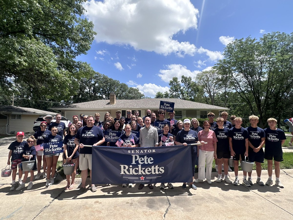 PeteRicketts's tweet image. It was great to see everyone celebrating our freedoms today at the Ralston Independence Day Parade!