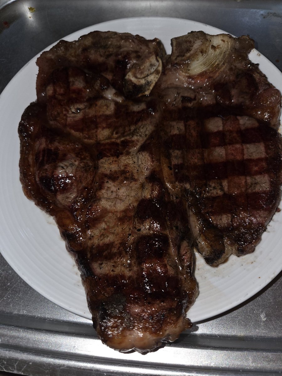Phat Tony™ 🥩 tweet media