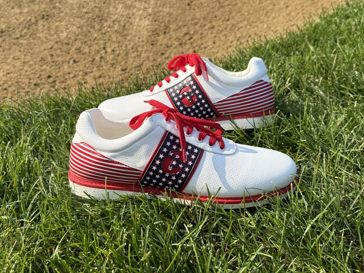 Give me Sunday winning red!!