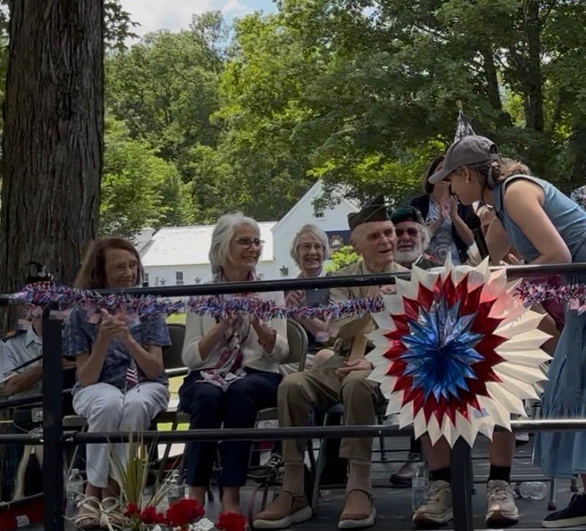 MaggieG603's tweet image. It was an honor to recognize Leonard Merrill, an American hero and World War II veteran, this morning in Amherst.
For 100 years, this extraordinary patriot has given his life to our country. Two Purple Hearts, the World War II Victory Medal, and the Bronze Star. I hope you join…