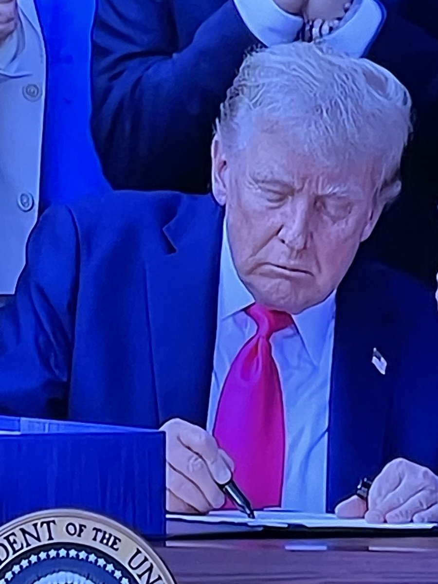 ProjektJncojok's tweet image. π₯Big Beautiful Bill is now signed into Law!π₯