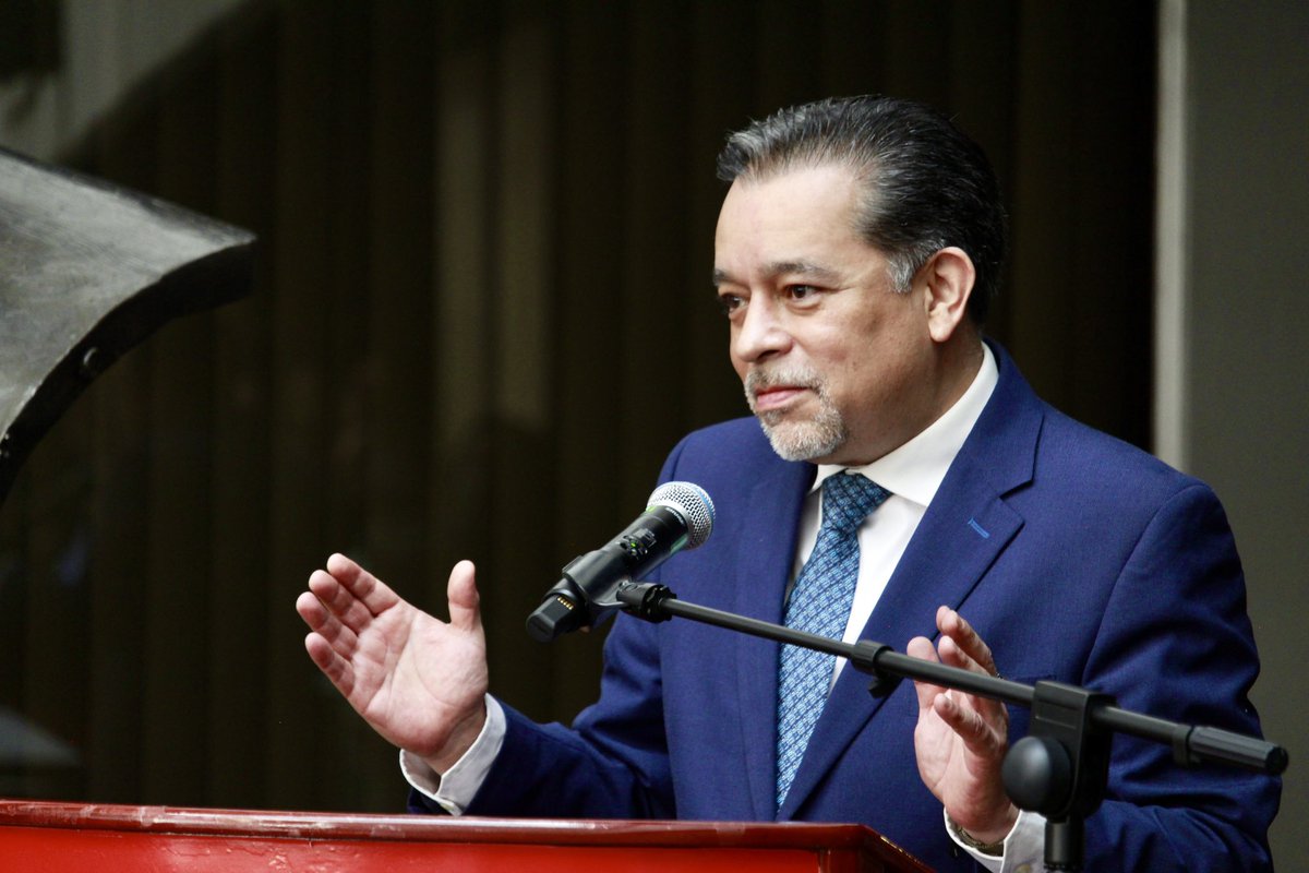 CTM Nacional (@ctm_mx) on Twitter photo El Secretario de Relaciones del STIRTT, Carlos Ugalde, en su intervención recordó a Doña Hilda como un referente sindical y destacada integrante fundadora de la organización sindical. El Secretario de Relaciones del STIRTT, Carlos Ugalde, en su intervención recordó a Doña Hilda como un referente sindical y destacada integrante fundadora de la organización sindical.