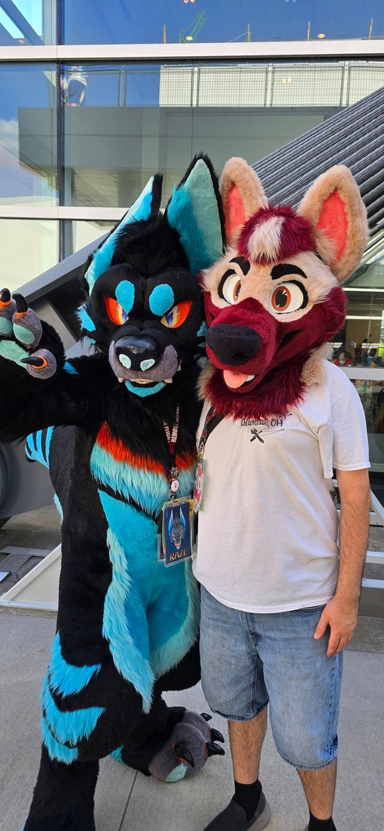 Running around in suit, come say hallo!!