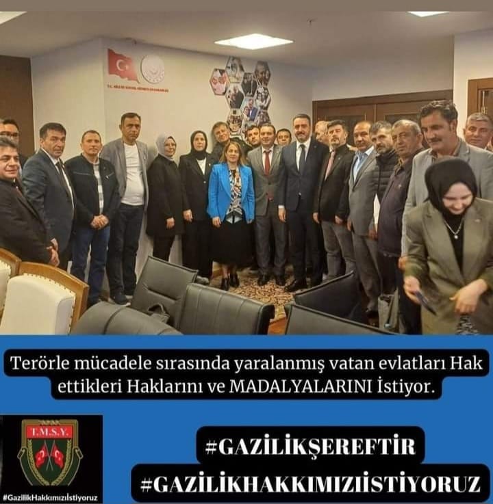 Tmsy.yakup b.oğlu (@yakupbabaolu1) on Twitter photo <a href="/mhrmkurt/">Muharrem KURT</a> <a href="/TmsyGaziler/">T.M.S.Y GAZİ SAYILMAYANLAR</a> vatan evlatları olarak
TERÖRSÜZ bir Türkiye için
VATAN
MİLLET
BAYRAK
EZAN için
DEVLET'imizin yanındayız
👇🇹🇷👇
#GazilikHakkımızıİstiyoruz
👆🇹🇷👆
<a href="/RTErdogan/">Recep Tayyip Erdoğan</a>
<a href="/dbdevletbahceli/">Devlet Bahçeli</a>
<a href="/MahinurOzdemir/">Mahinur Özdemir Göktaş</a>
<a href="/hulusiakarmedya/">Hulusi AKAR</a>
<a href="/celebimehmeta/">Mehmet Ali Çelebi</a>
<a href="/refik_ozen16/">refik ozen</a>
<a href="/kocakkonuralp/">Konur Alp Koçak</a>
<a href="/SayimMadak/">Dr. Sevim Sayım Madak 🇹🇷</a> <a href="/mhrmkurt/">Muharrem KURT</a> <a href="/TmsyGaziler/">T.M.S.Y GAZİ SAYILMAYANLAR</a> vatan evlatları olarak
TERÖRSÜZ bir Türkiye için
VATAN
MİLLET
BAYRAK
EZAN için
DEVLET'imizin yanındayız
👇🇹🇷👇
#GazilikHakkımızıİstiyoruz
👆🇹🇷👆
<a href="/RTErdogan/">Recep Tayyip Erdoğan</a>
<a href="/dbdevletbahceli/">Devlet Bahçeli</a>
<a href="/MahinurOzdemir/">Mahinur Özdemir Göktaş</a>
<a href="/hulusiakarmedya/">Hulusi AKAR</a>
<a href="/celebimehmeta/">Mehmet Ali Çelebi</a>
<a href="/refik_ozen16/">refik ozen</a>
<a href="/kocakkonuralp/">Konur Alp Koçak</a>
<a href="/SayimMadak/">Dr. Sevim Sayım Madak 🇹🇷</a>