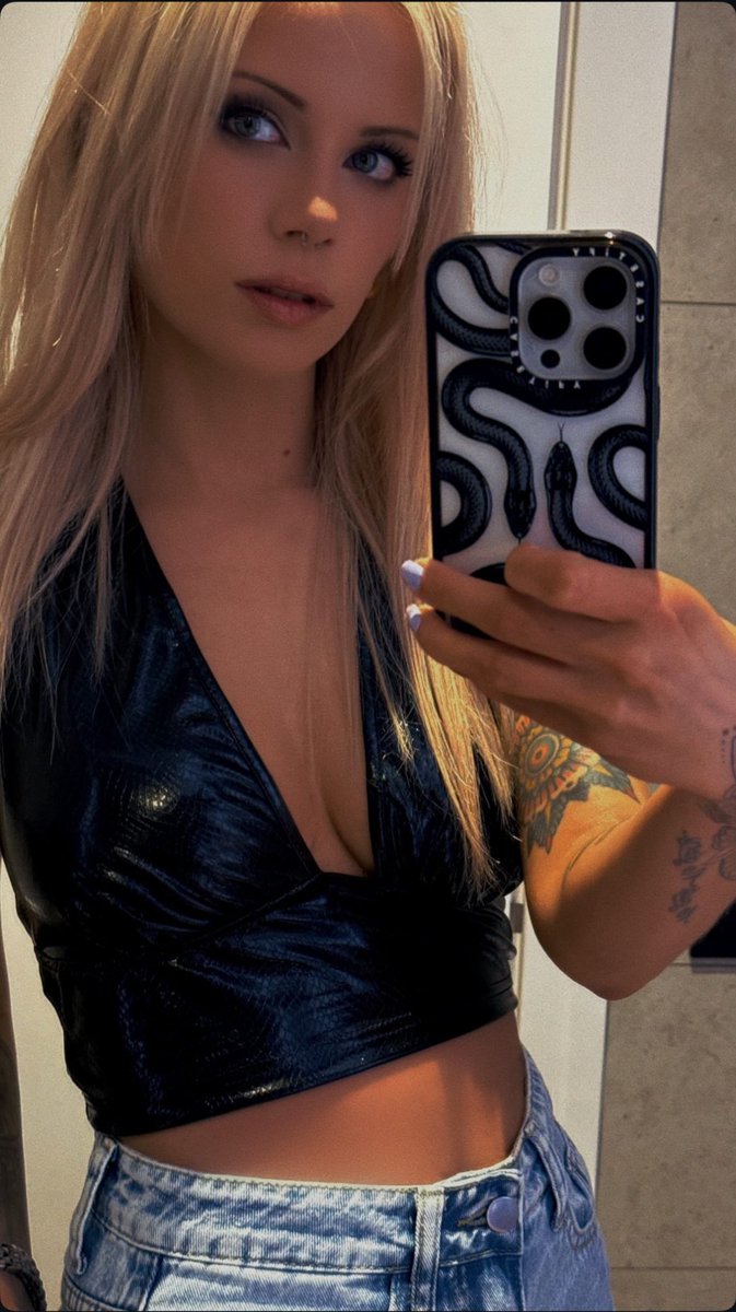 📲 | Biyín vía instagram stories

🔗: instagram.com/biyin