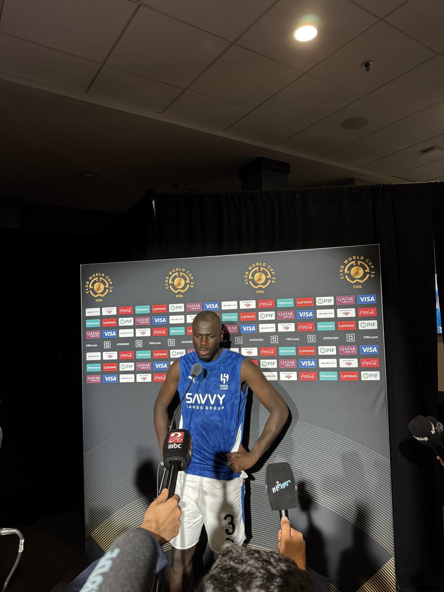 كوليبالي ينفجر غضباً 

- ما حدث من الحكم فضيحة و عار في تاريخ كرة القدم.

- يوجد لدينا بلنتيين الكل شاهدها !!

- اذا لم تكن هذه بلنتي ماهو البلنتي !!

- الحكم من البداية كان يتكلم معنا بطريقة لا تليق ويتحدث مع خصمنا بصدر رحب

- هذه الفيفا وهذه التقنية فيها من التباين والمزاجية ما