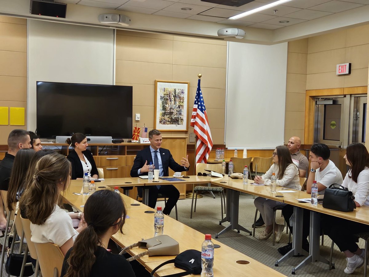 MatthewKroenig's tweet image. It was a pleasure to visit North Macedonia last week for meetings on US and allied strategy to address global security challenges. Thanks to @StateDept for hosting.