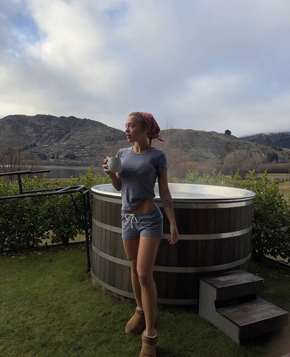 triffany_mark's tweet photo. The most beautiful stay at @qtcottages 🤍 🥰 a blissful escape in the most stunning setting. Not without moments that ache.. but healing is never linear &amp; im so grateful to be here with my babiesss https://t.co/h3XV2JW2Te