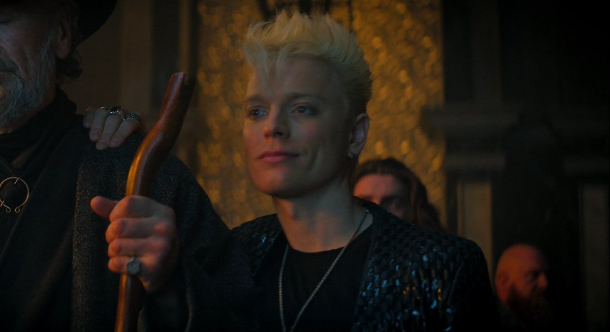 AndreEinherjar's tweet image. Wow, there's the young John Constantine in Sandman season 2! ...only, it's Loki??